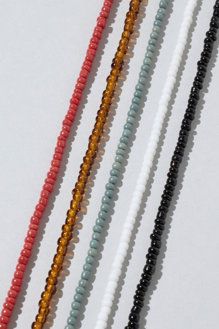 ビーズ × メタル ハート ネックレス