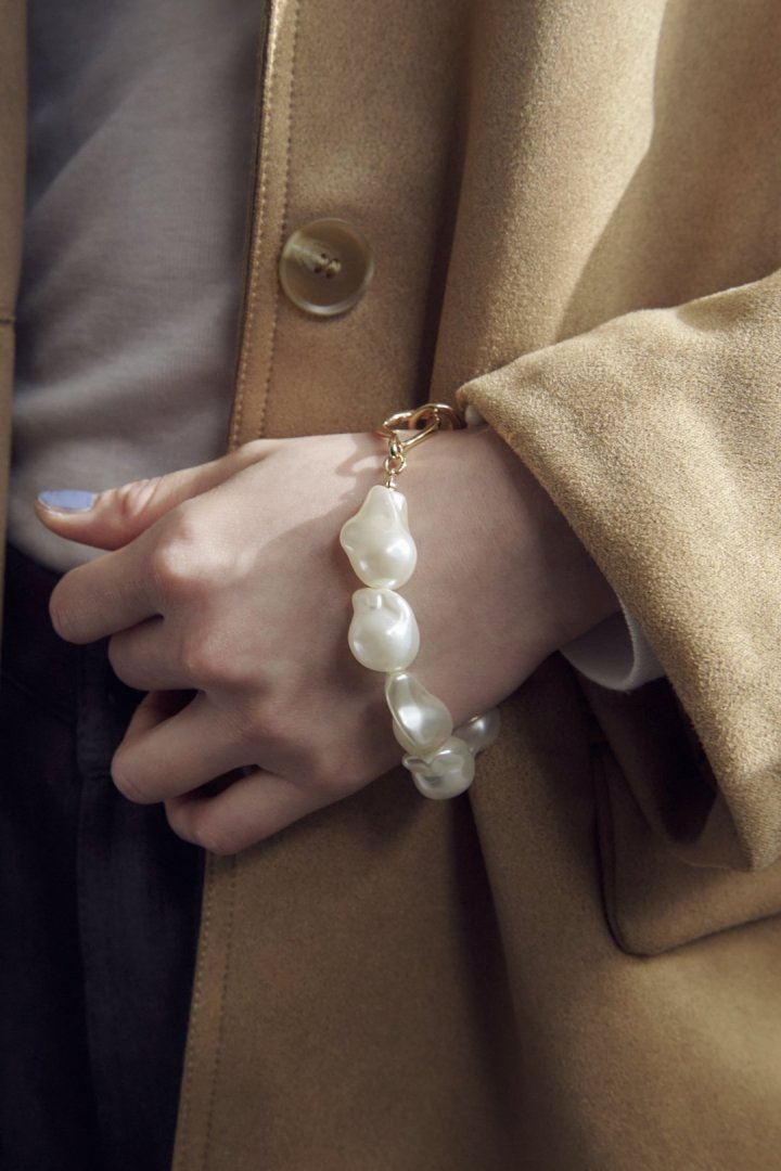 アンイーヴン ビッグ パール ブレスレット