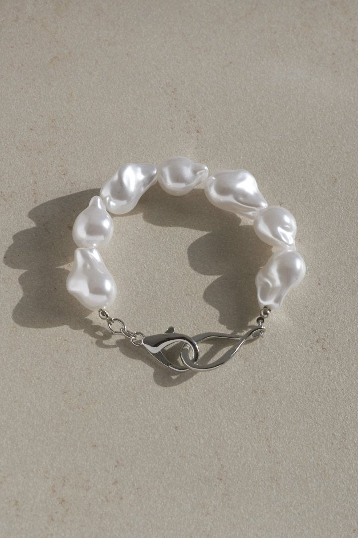 アンイーヴン ビッグ パール ブレスレット