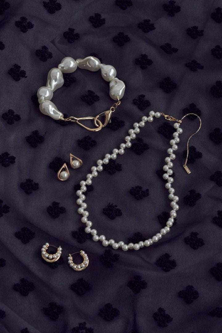 アンイーヴン ビッグ パール ブレスレット