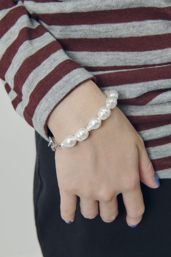 アンイーヴン パール ブレスレット