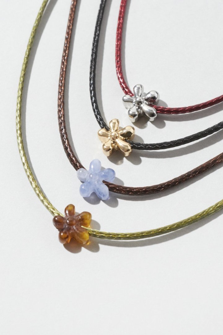 カラー コード × チェーン レイヤード ブレスレット