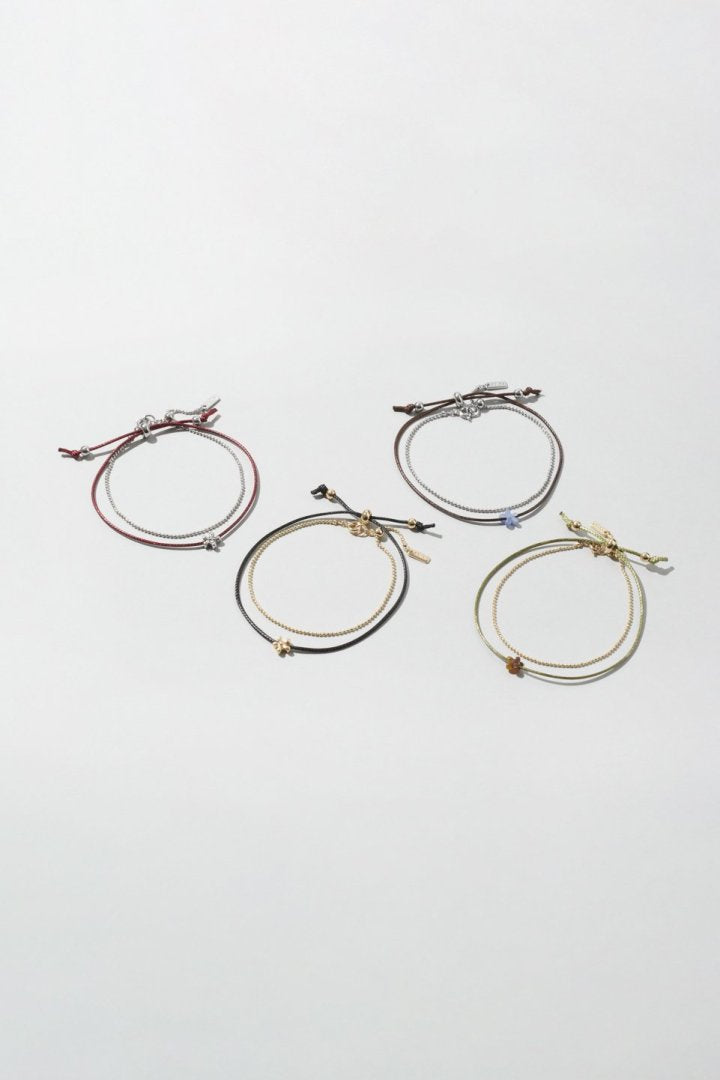 カラー コード × チェーン レイヤード ブレスレット