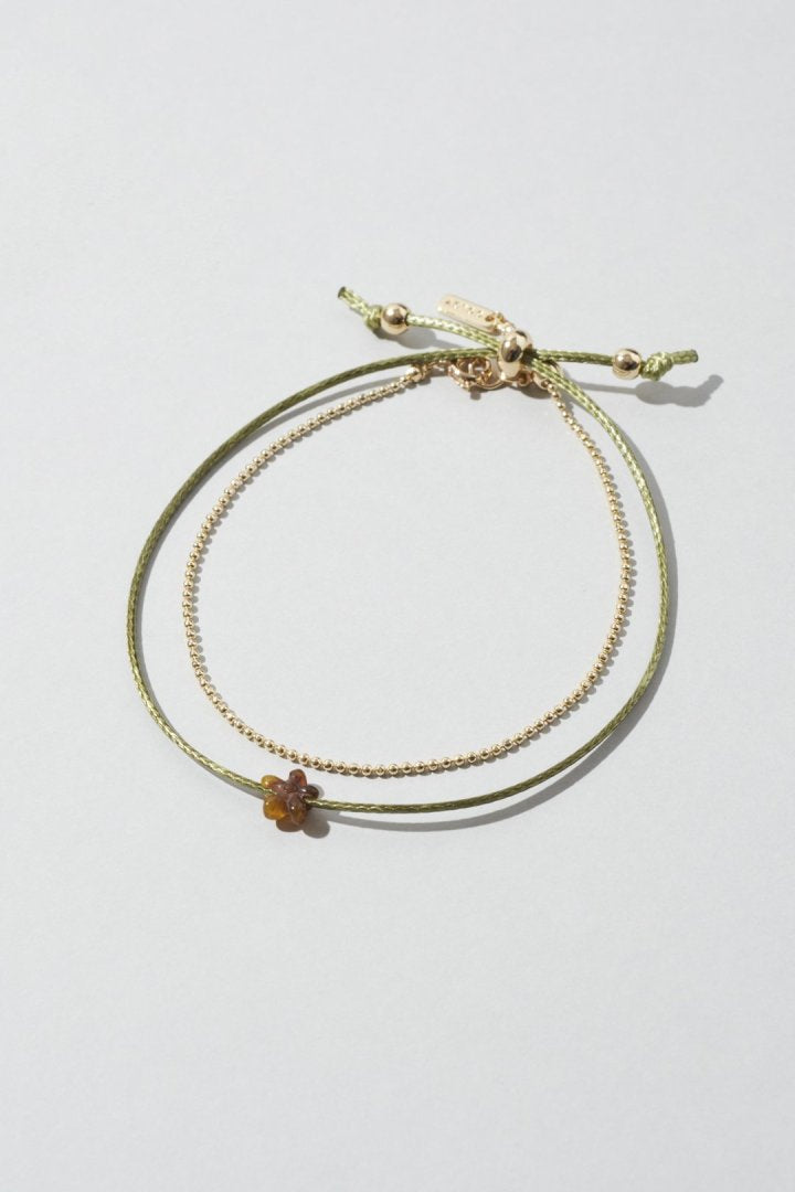 カラー コード × チェーン レイヤード ブレスレット