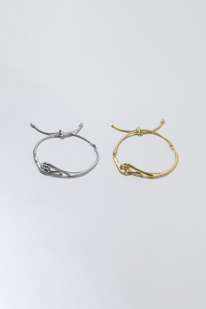 ニュアンス フック × スネーク チェーン ステンレス ブレスレット