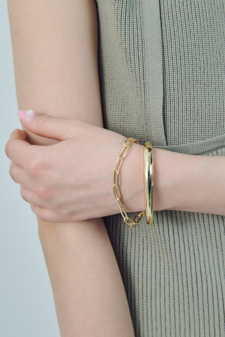 メタル ライン × チェーン レイヤード ブレスレット