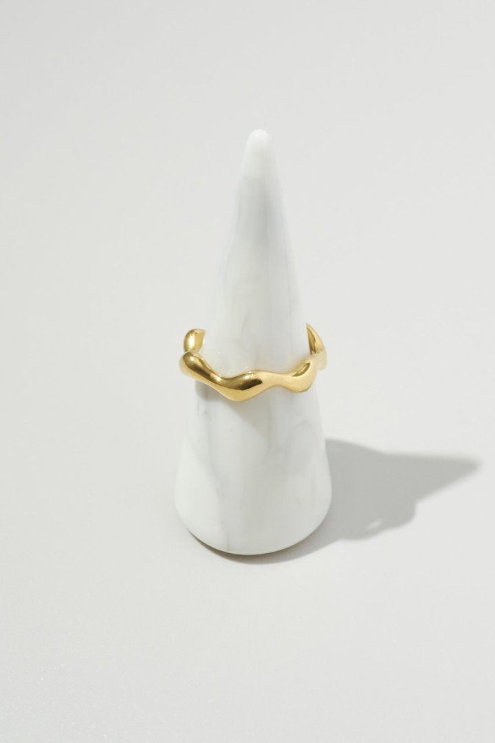 ニュアンス ウェービー ステンレス リング