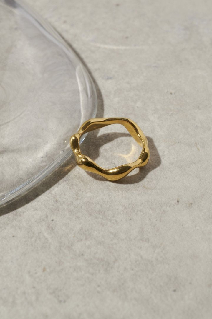 ニュアンス ウェービー ステンレス リング