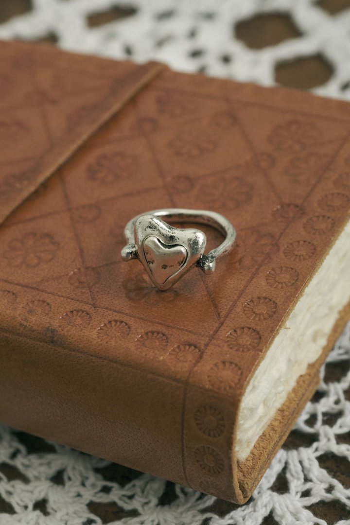 ヴィンテージ レイヤード ハート リング