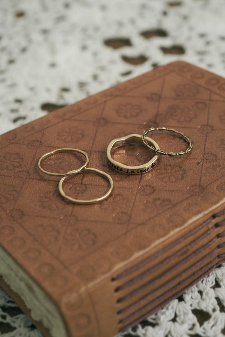 4PCS ヴィンテージ レタリング セット リング – GOLDY Onlinestore