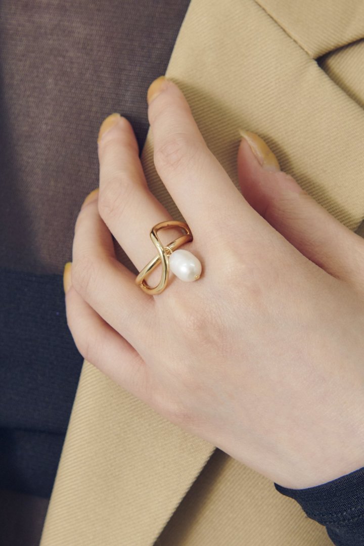 ウォーター パール × メタル リング