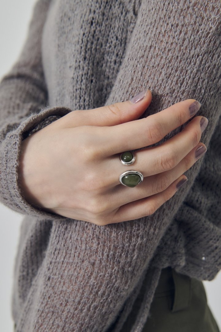 カラー × メタル ハグ リング