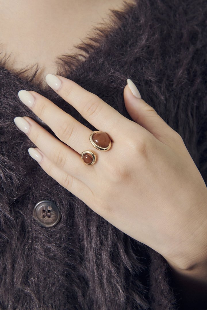 カラー × メタル ハグ リング