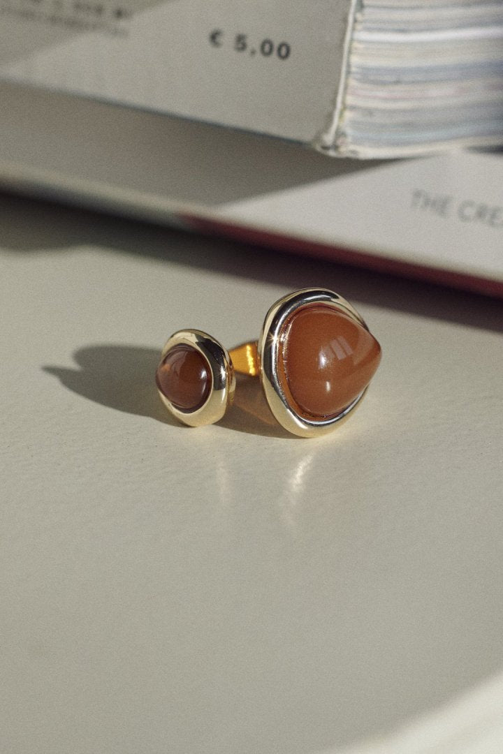 カラー × メタル ハグ リング