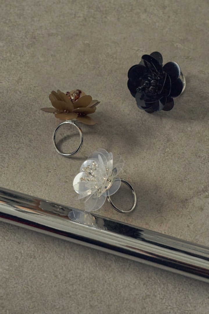 スパンコール フラワー リング