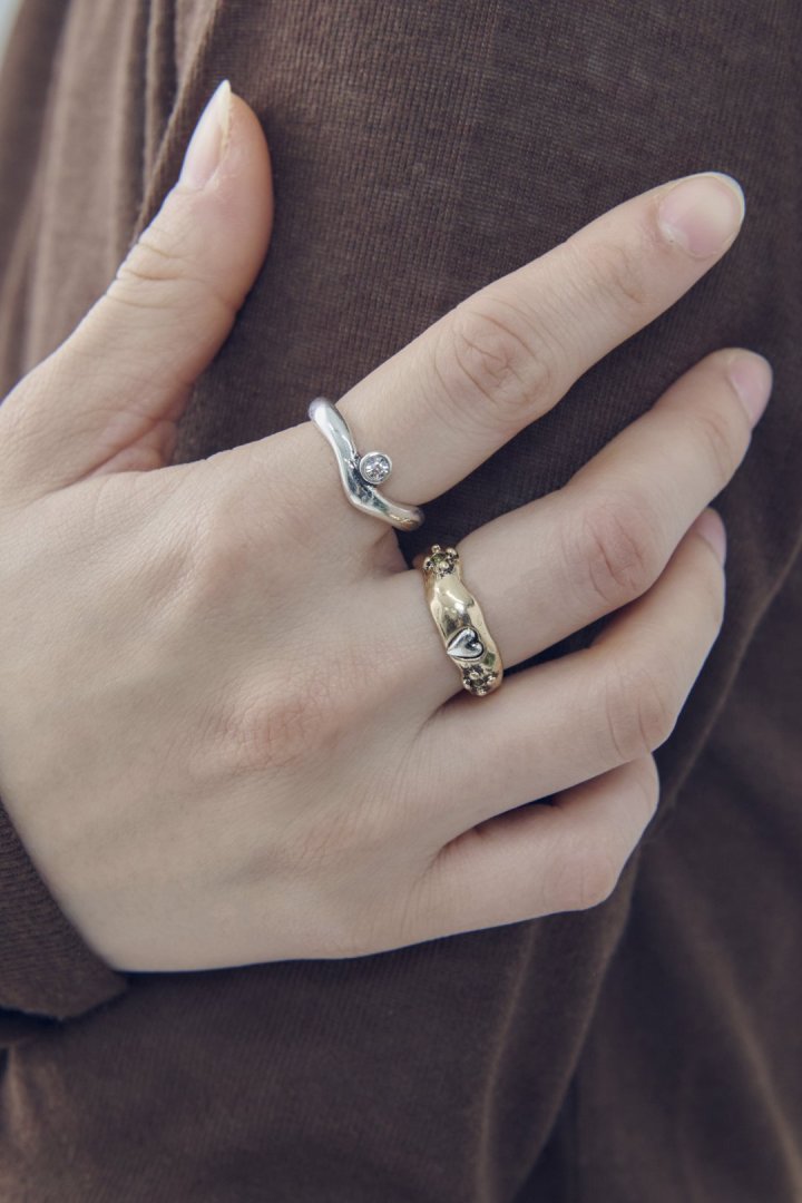 ヴィンテージ ハート エンベッド セット リング