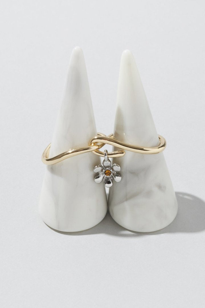 フラワー チャーム ダブル リング