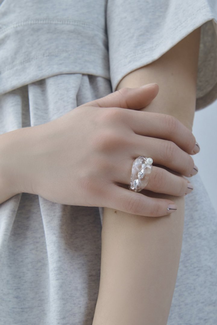 プランプ クリア × パール リング – GOLDY Onlinestore