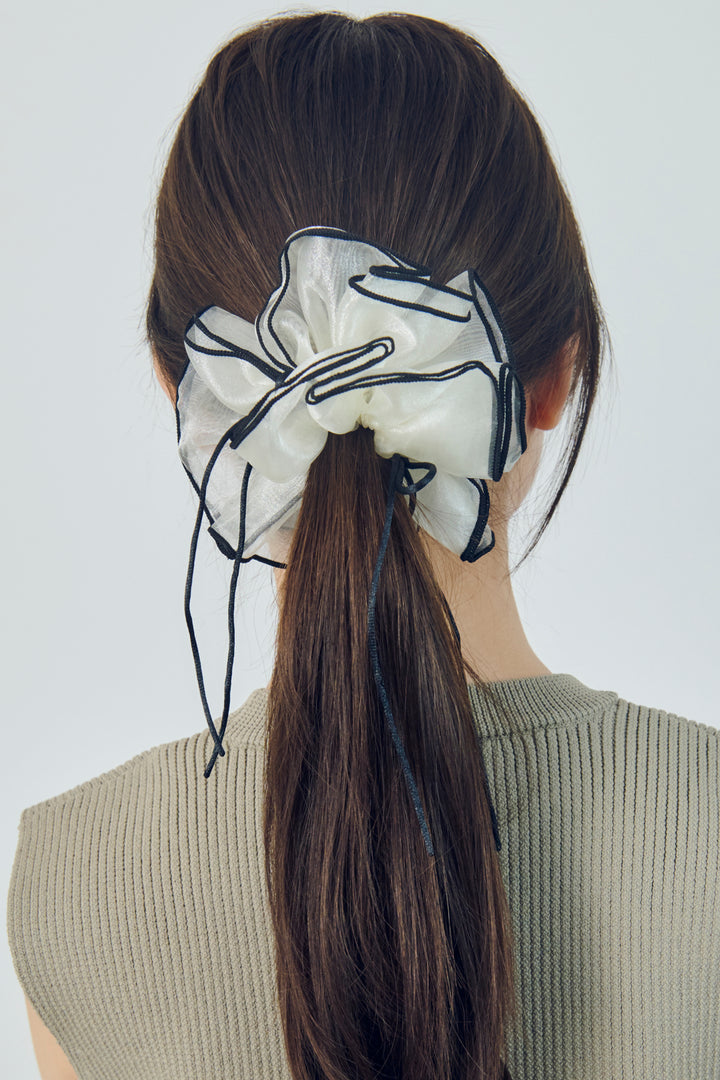 リボン ハング パイピング シュシュ