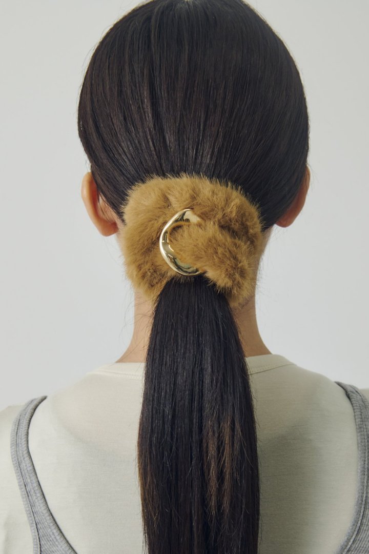 たっぷりボリュームファーシュシュ  ライトグレー/ハート＆フロッキーグリーン たっぷりボリュームファーシュシュ ライトグレー/ハート＆フロッキー