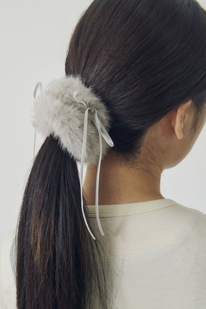リボン ハング ファー ビッグ シュシュ – GOLDY Onlinestore