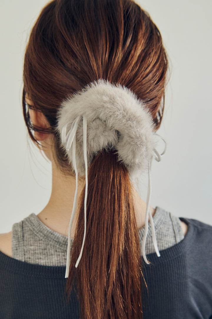 リボン ハング ファー ビッグ シュシュ