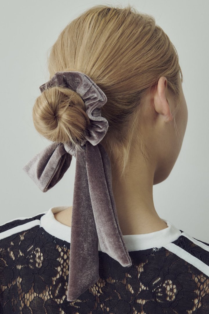 ベロア ハング シュシュ