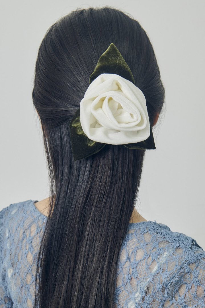 ビッグ ローズ バレッタ