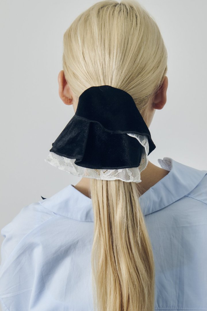 ベロア × レース サーキュラー シュシュ