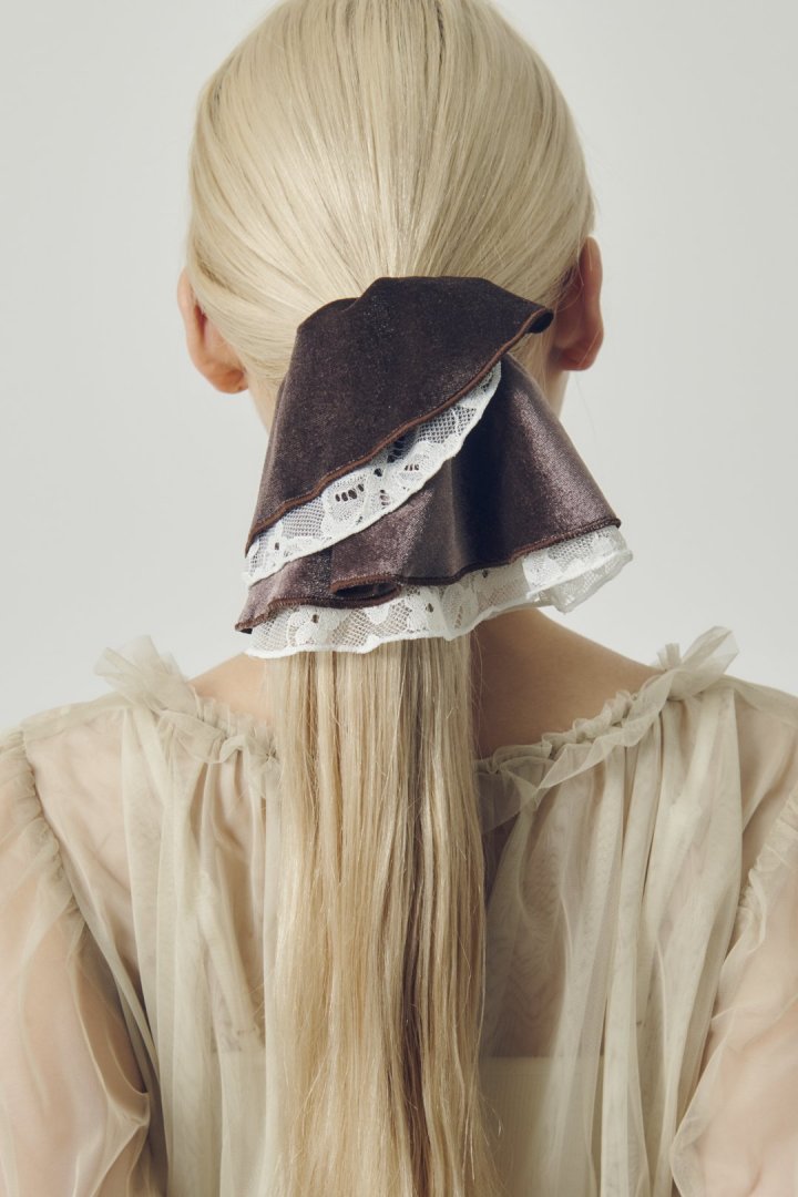 ベロア × レース サーキュラー シュシュ