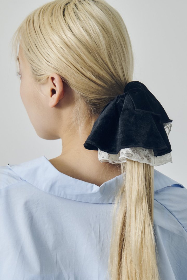 ベロア × レース サーキュラー シュシュ