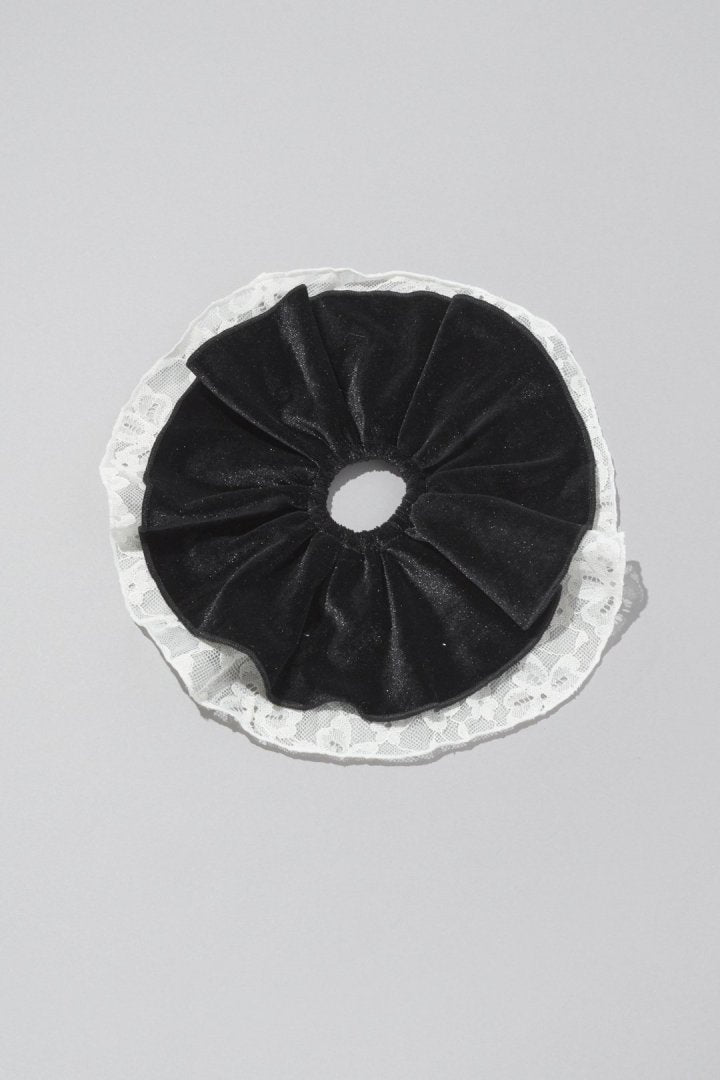 ベロア × レース サーキュラー シュシュ