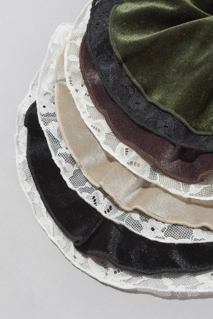 ベロア × レース サーキュラー シュシュ