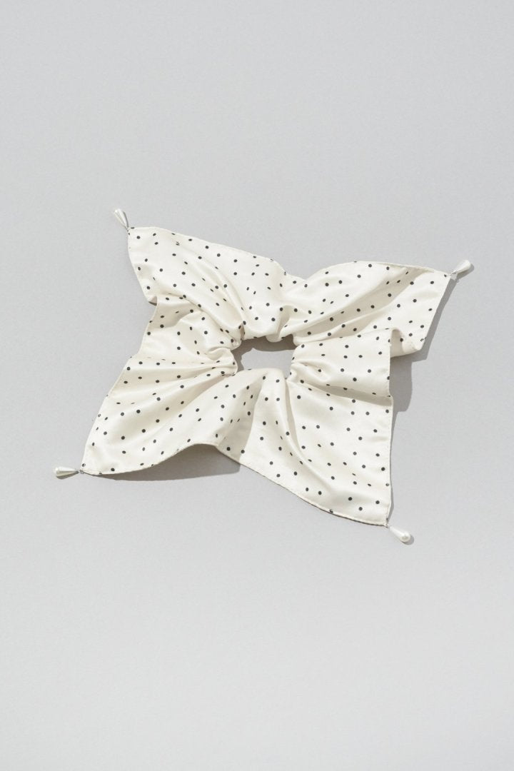 パール スクエア ビッグ シュシュ