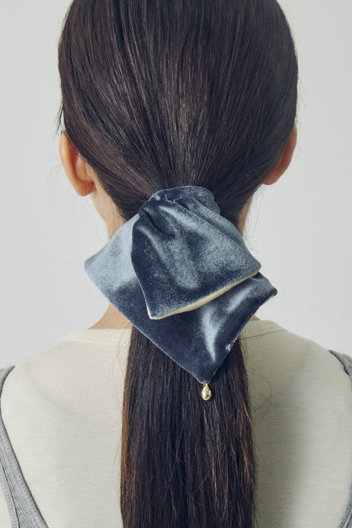 バイカラー ベロア スクエア ビッグ シュシュ