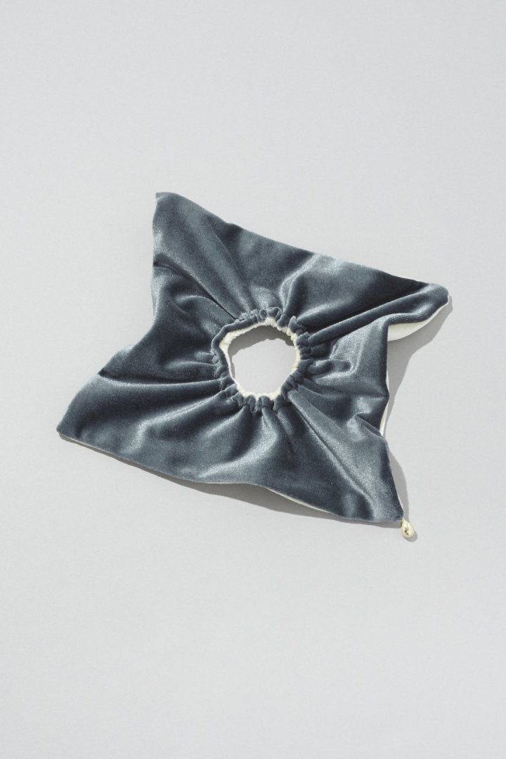 バイカラー ベロア スクエア ビッグ シュシュ