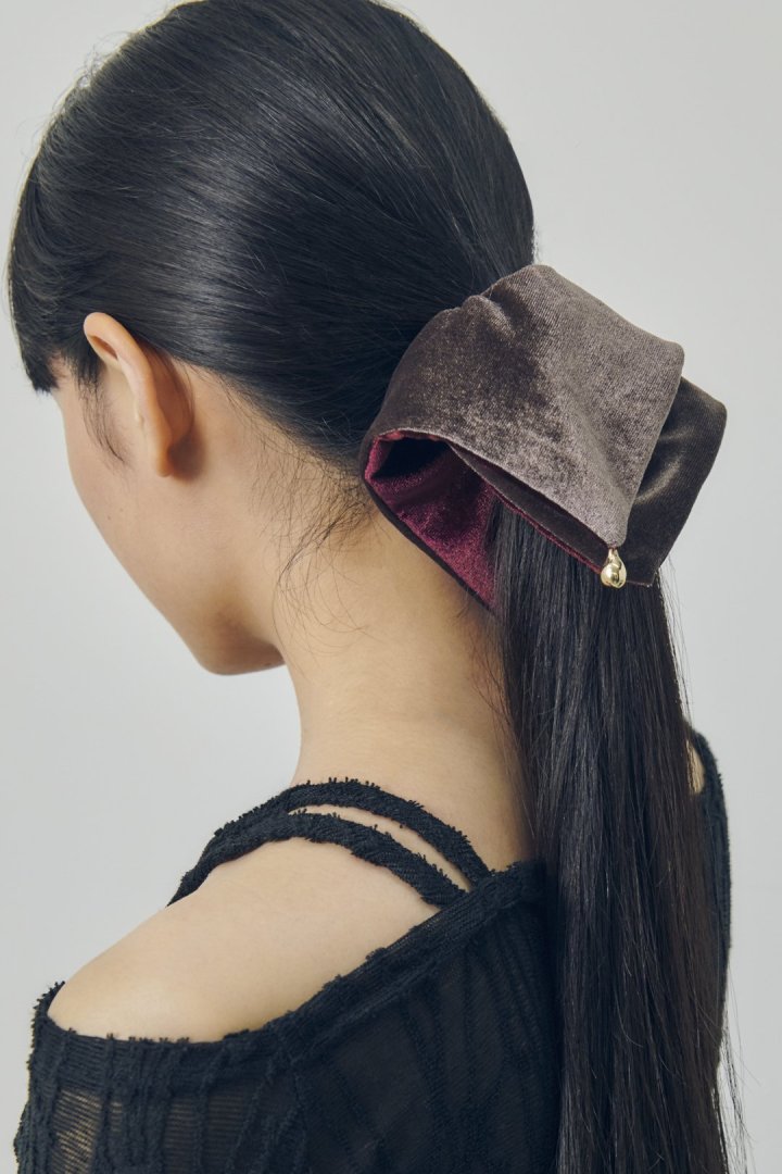 バイカラー ベロア スクエア ビッグ シュシュ