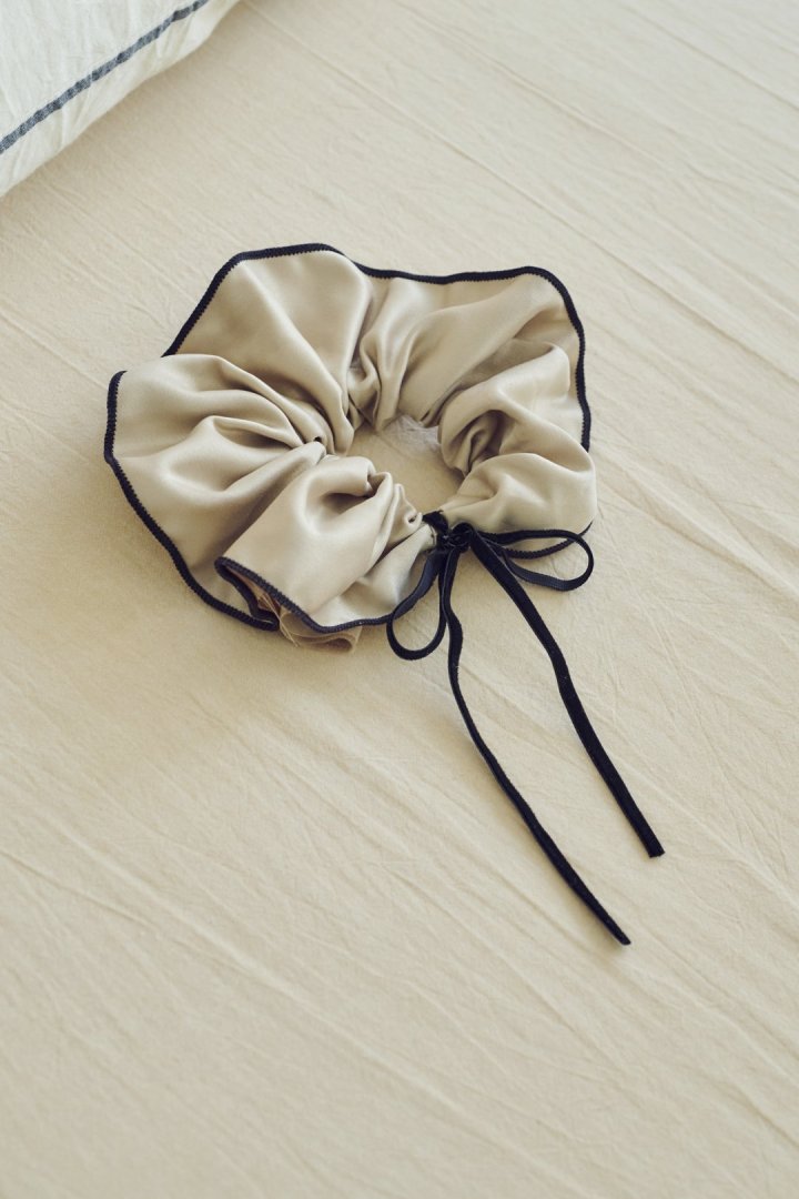 リボン ハング バイカラー シュシュ