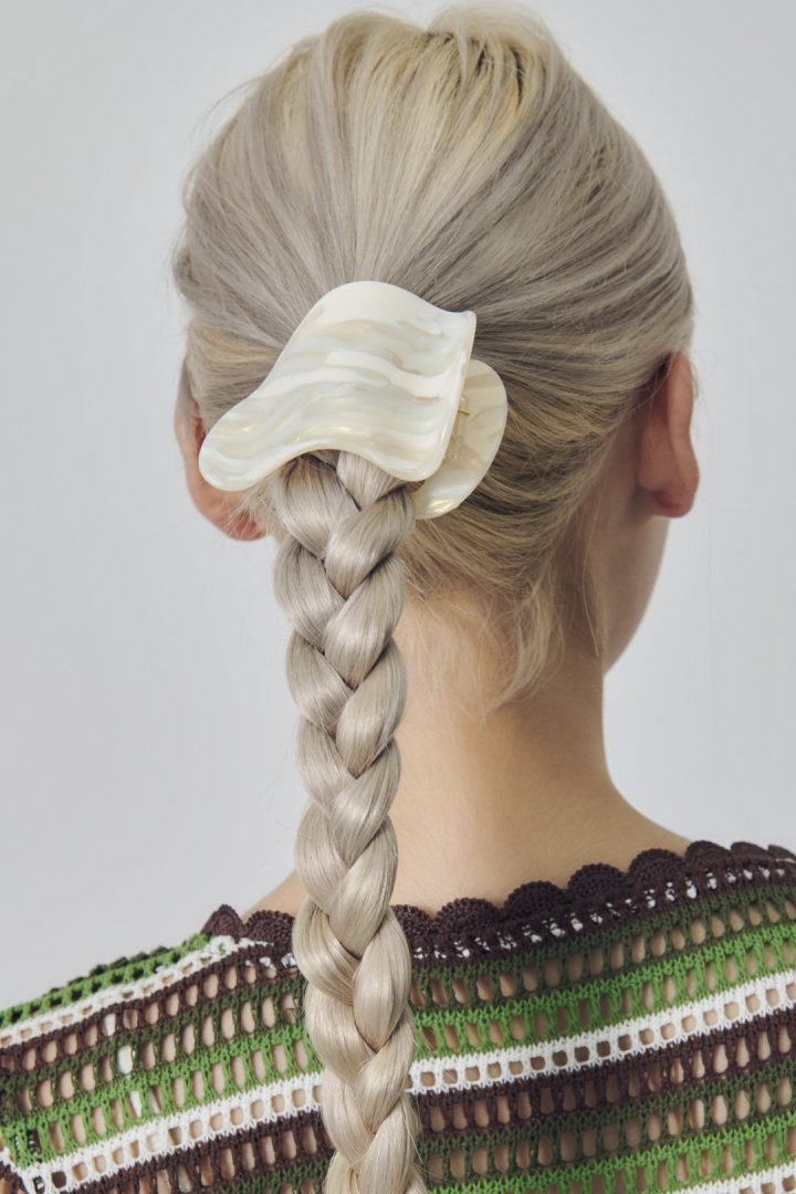 ニュアンス シェイプ アセチ ヘアー クリップ