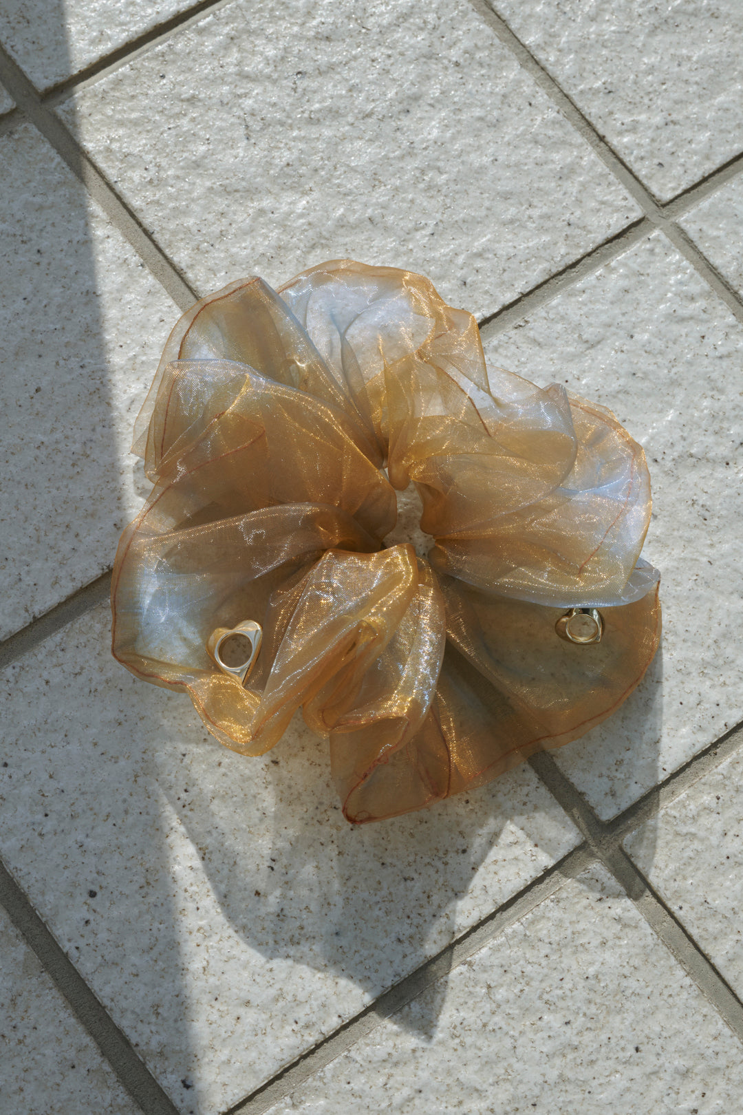 メタル モチーフ シアー シュシュ