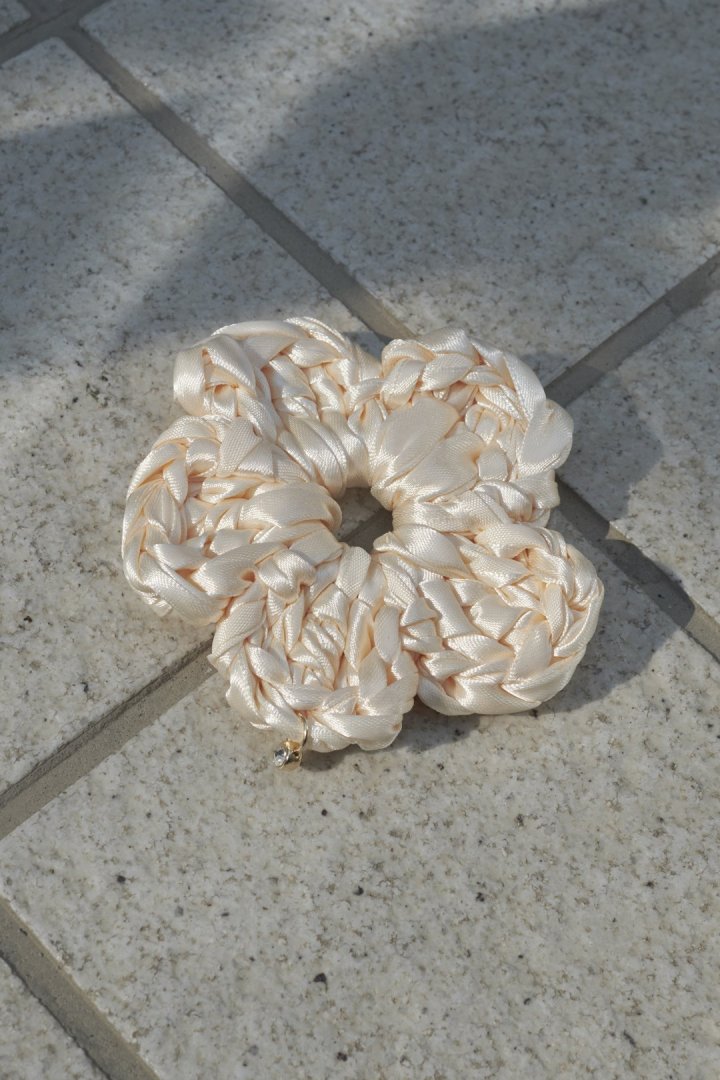 クロシェ モチーフ シュシュ