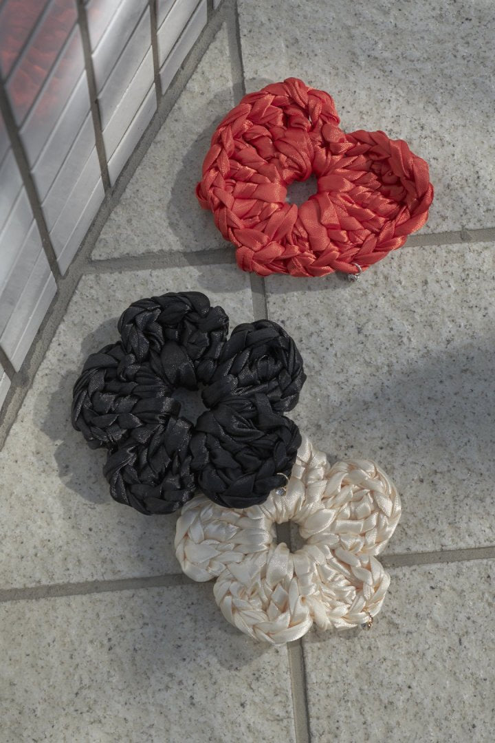 クロシェ モチーフ シュシュ