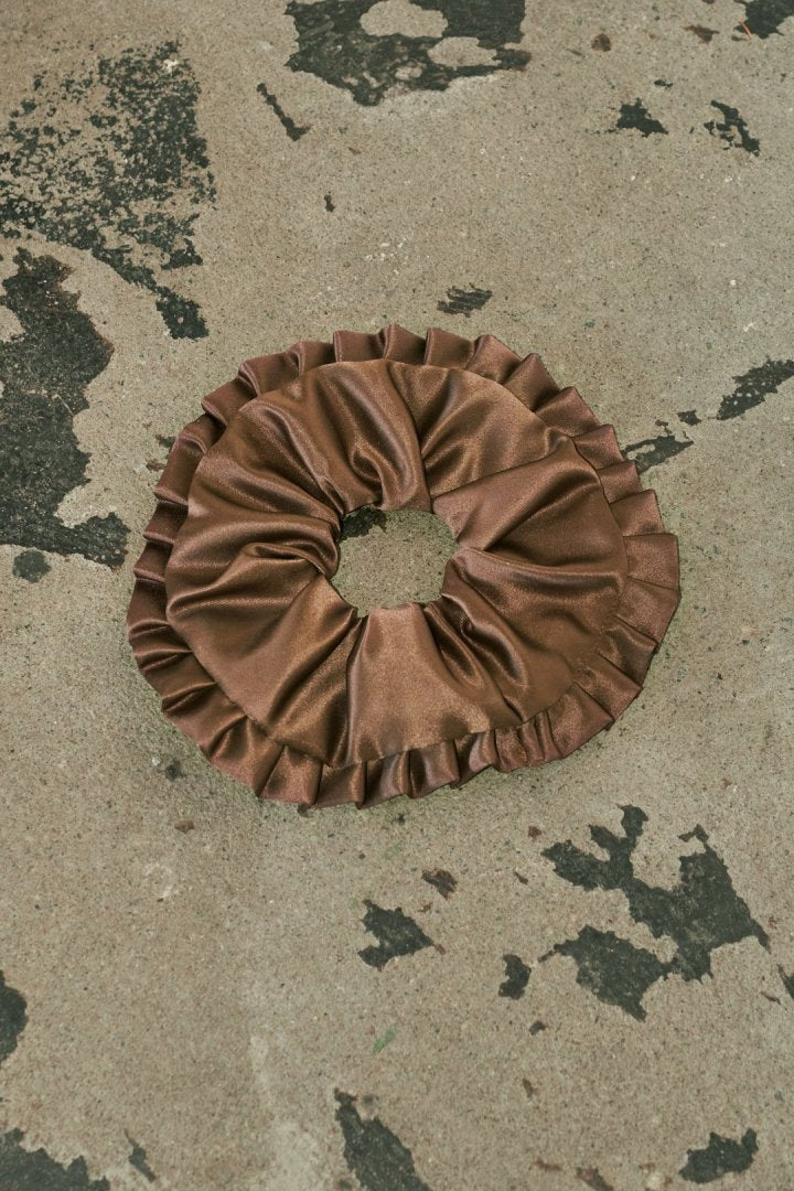 シーン ギャザー シュシュ