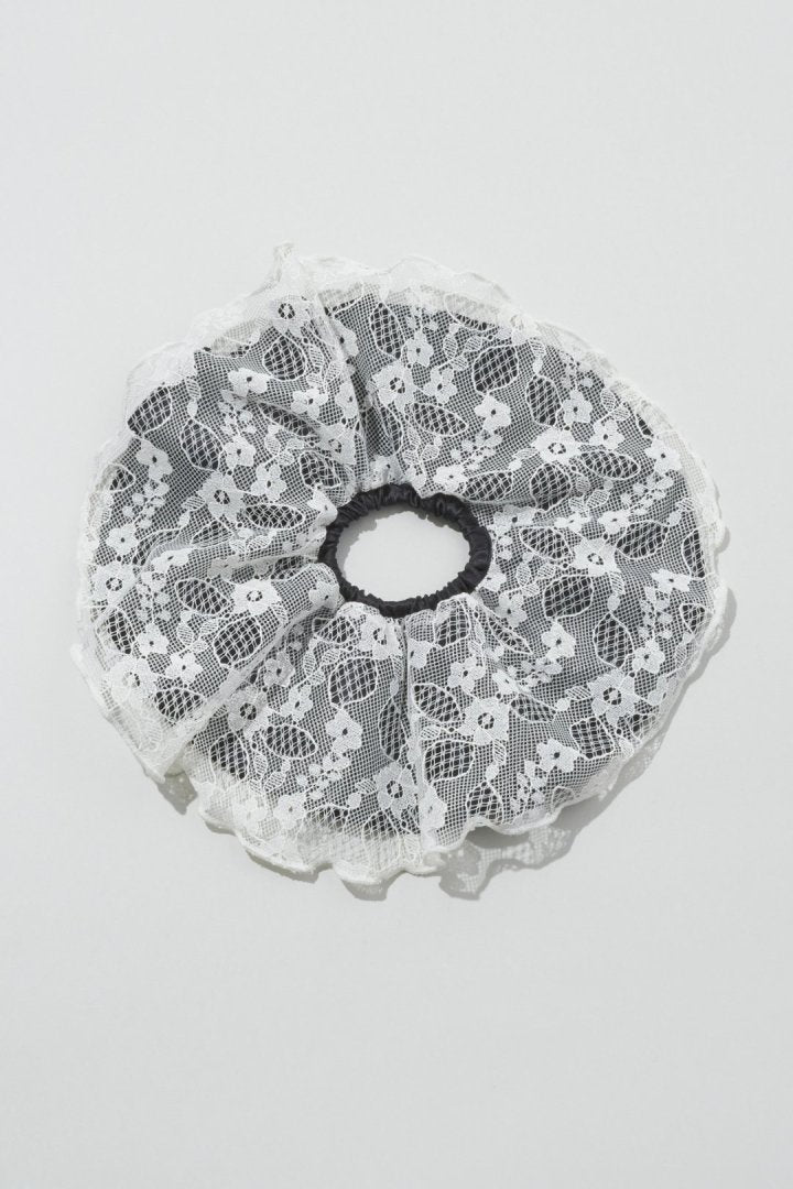 サテン × レース サーキュラー シュシュ