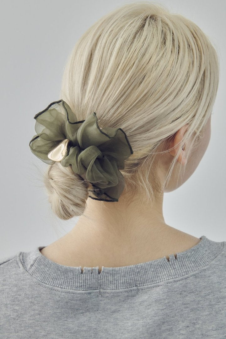 メタル プレート シアー ビッグ シュシュ