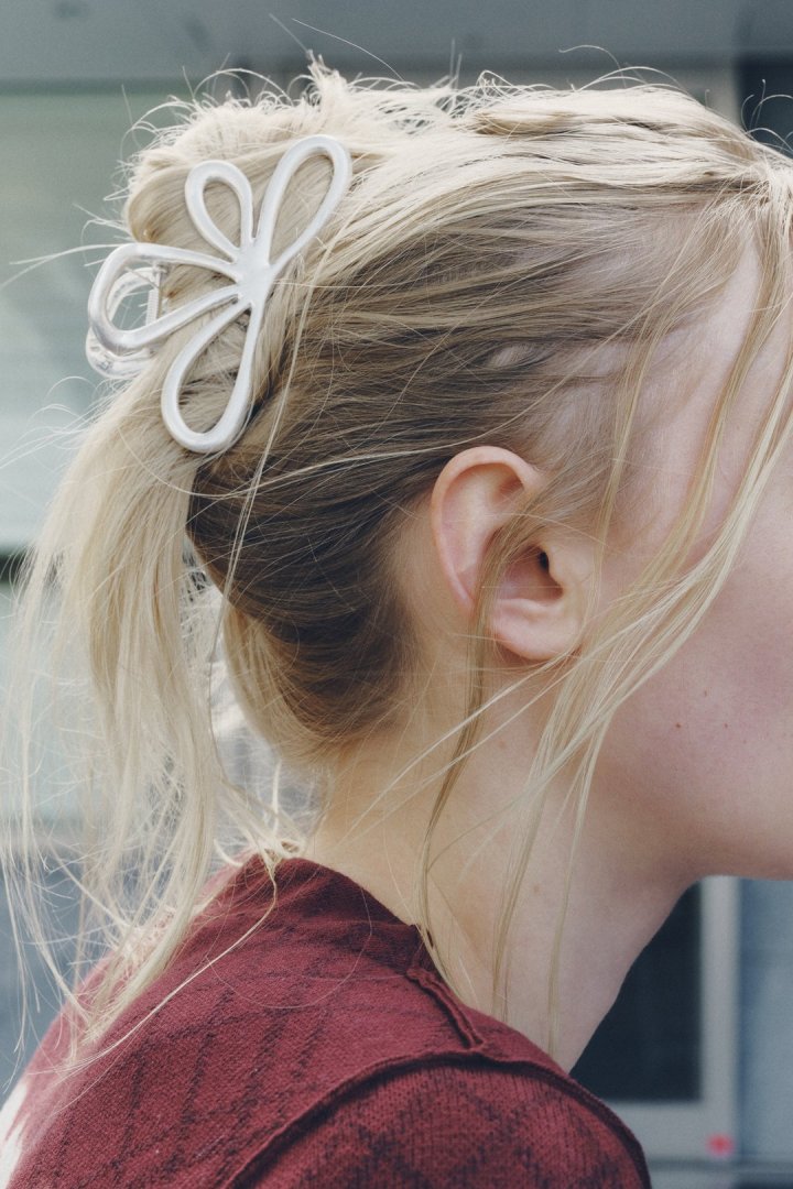 ニュアンス フラワー メタル バンス クリップ