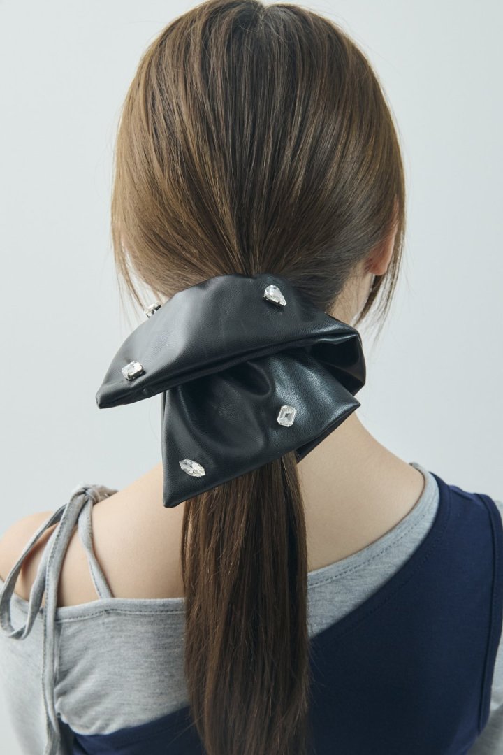 モノトーン ビジュー スクエア ビッグ シュシュ