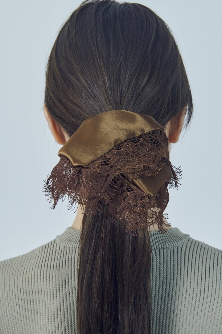 サテン × レース スクエア ビッグ シュシュ