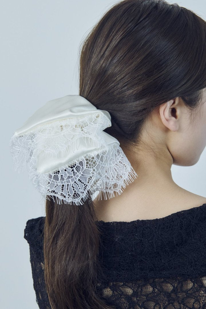 サテン × レース スクエア ビッグ シュシュ