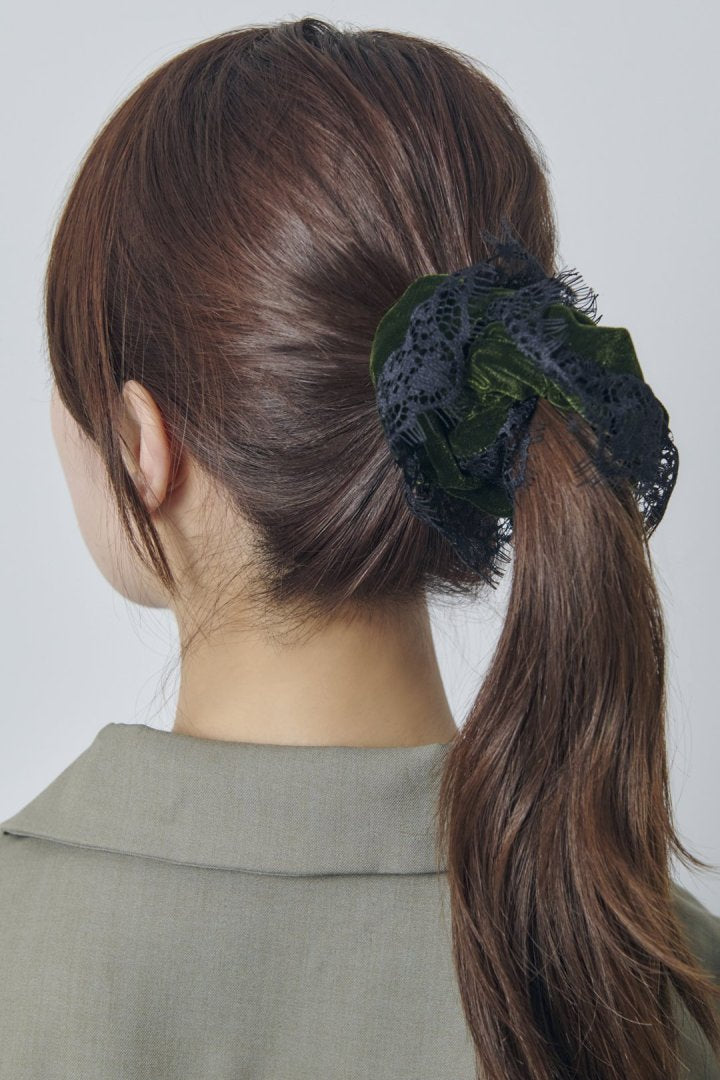 ベロア × ウェーブ レース シュシュ